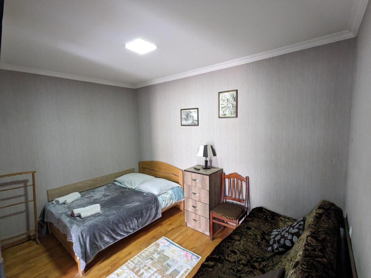 Apartments Se7En Tbiliszi Kültér fotó