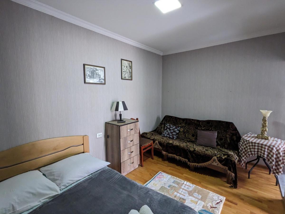 Apartments Se7En Tbiliszi Kültér fotó